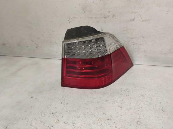 FEU ARRIERE DROIT BMW BREAK - Vue 1